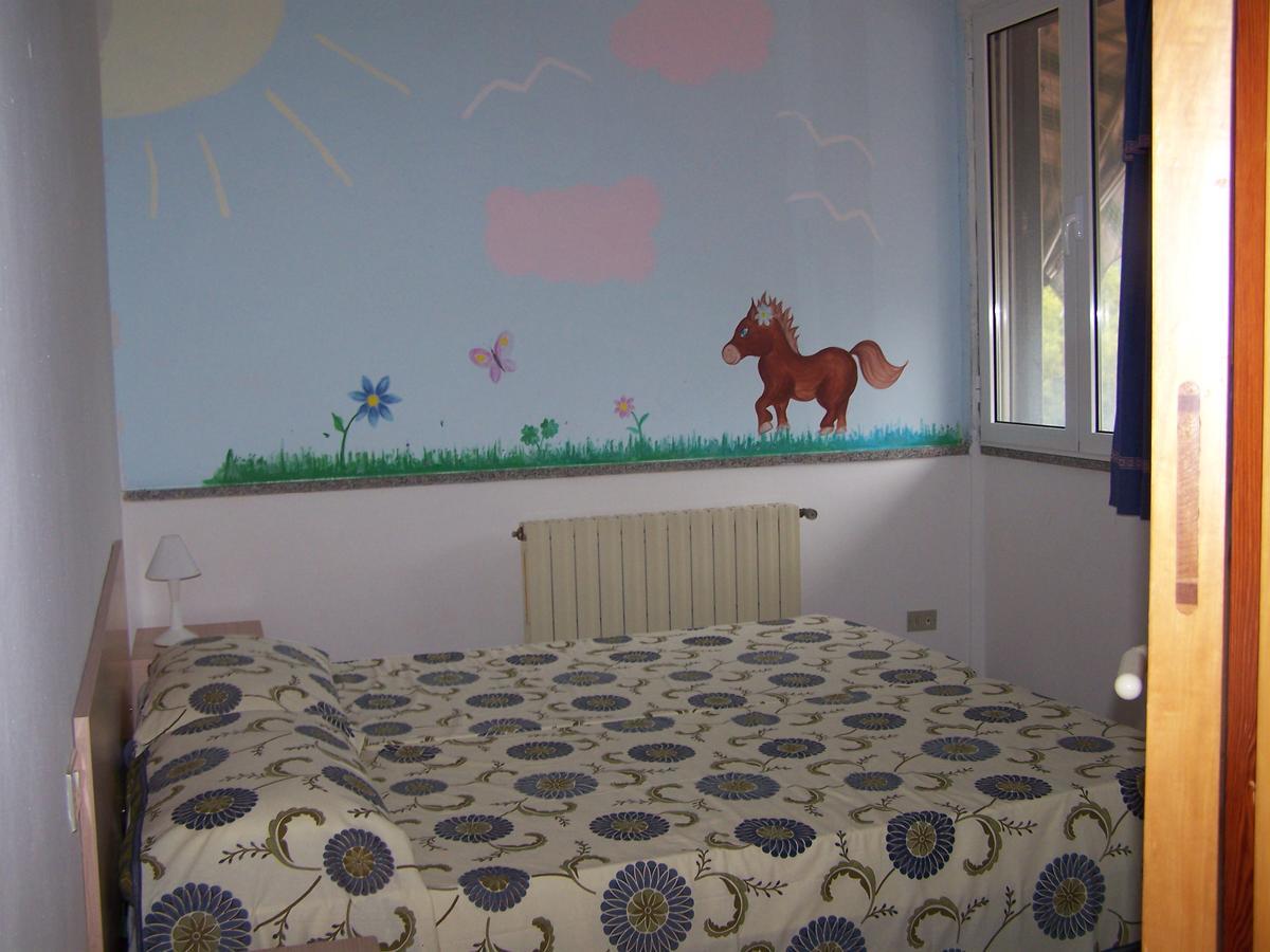 Appartamenti Gli Alberi كابوليفيري المظهر الخارجي الصورة